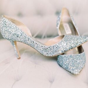 NWOT Badgley Mischka Womens Daisy Il Silver Glitter Pump Size 9